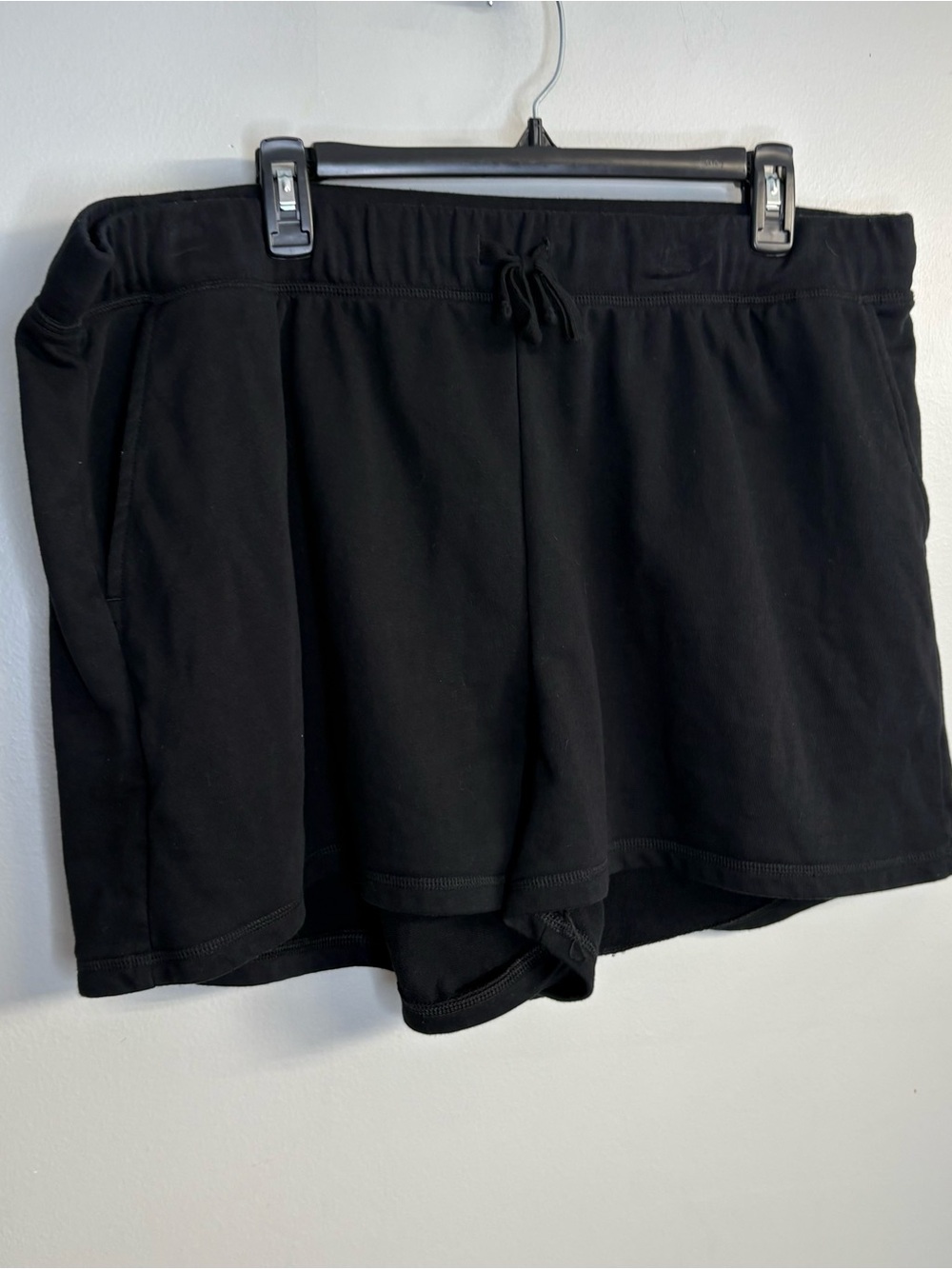 Old Navy Black Athletic Drawstring Shorts